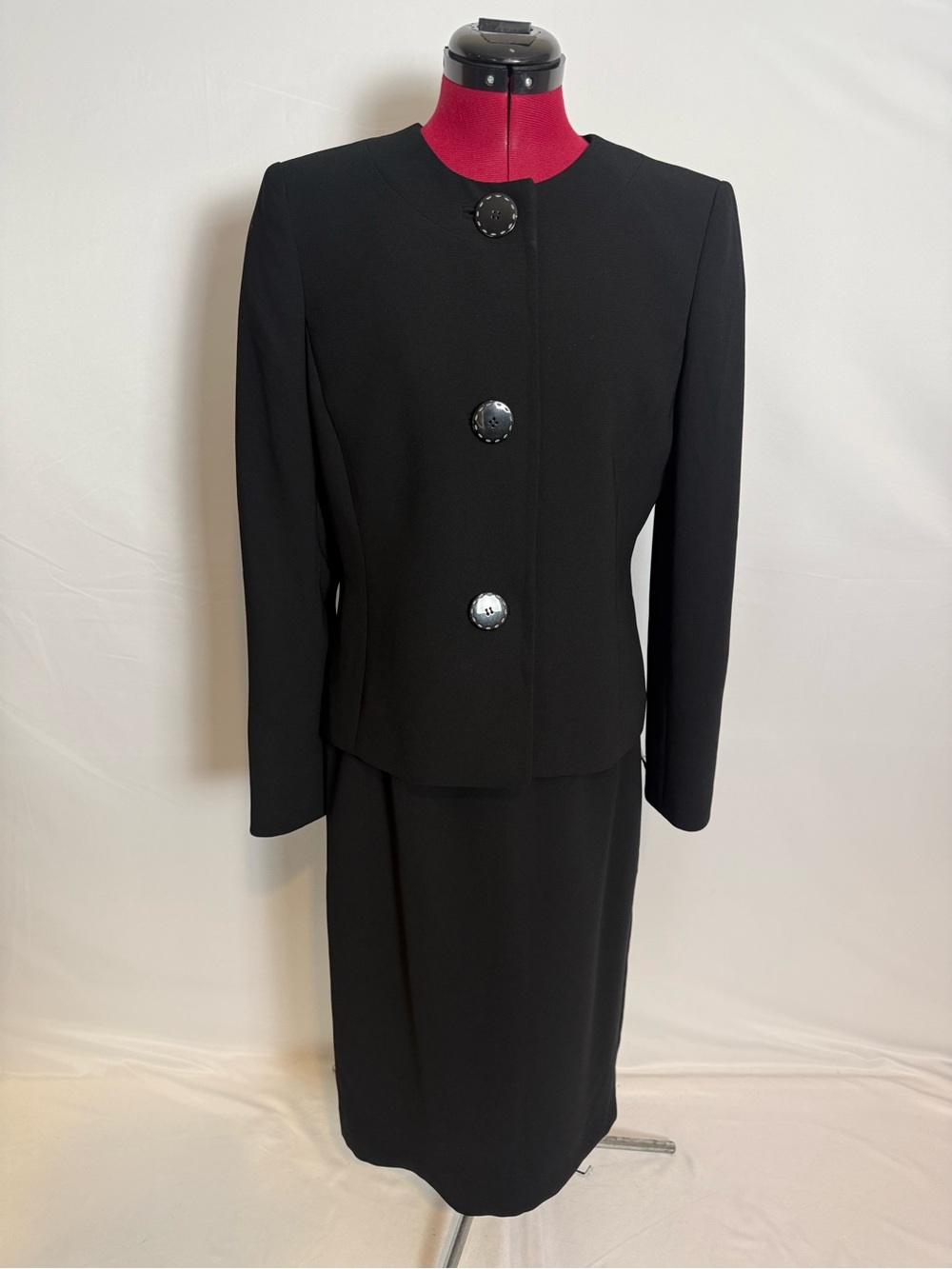 NWT Kasper Skirt Suit Women's Size 8 Black 2-Piece Set Blazer & Skirt